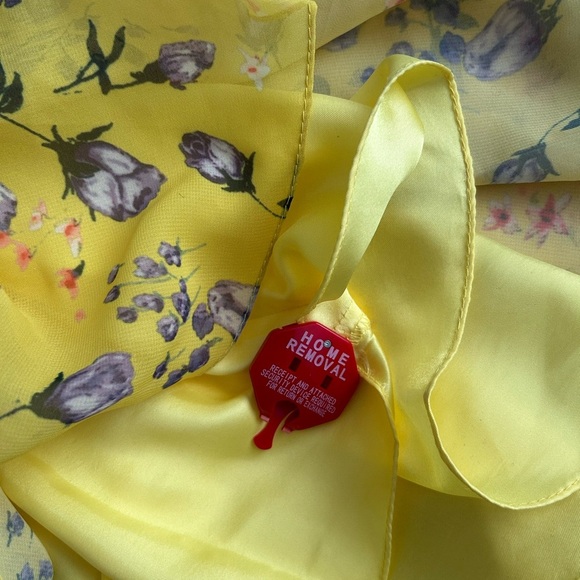 Mac Duggal Long Sleeveless Formal Floral Chiffon Maxi Yellow Dress Size 4 - Picture 13 of 16